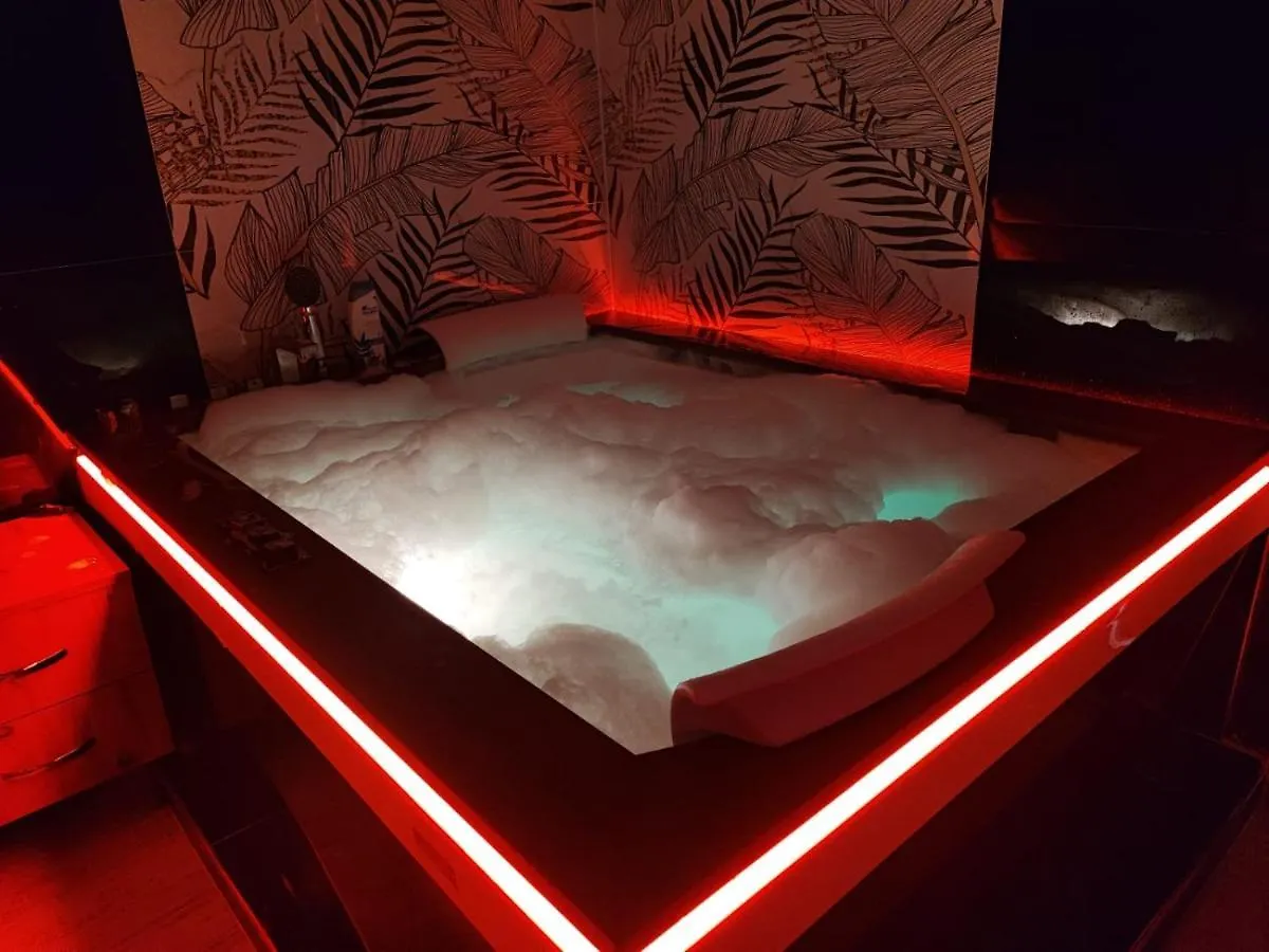 Royal Suit Apartments Hotel